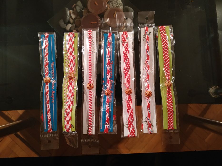 1280  мартеници на едро - гривни