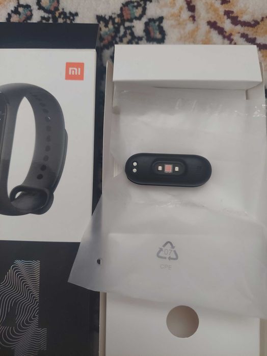 Смарт часы Mi Band