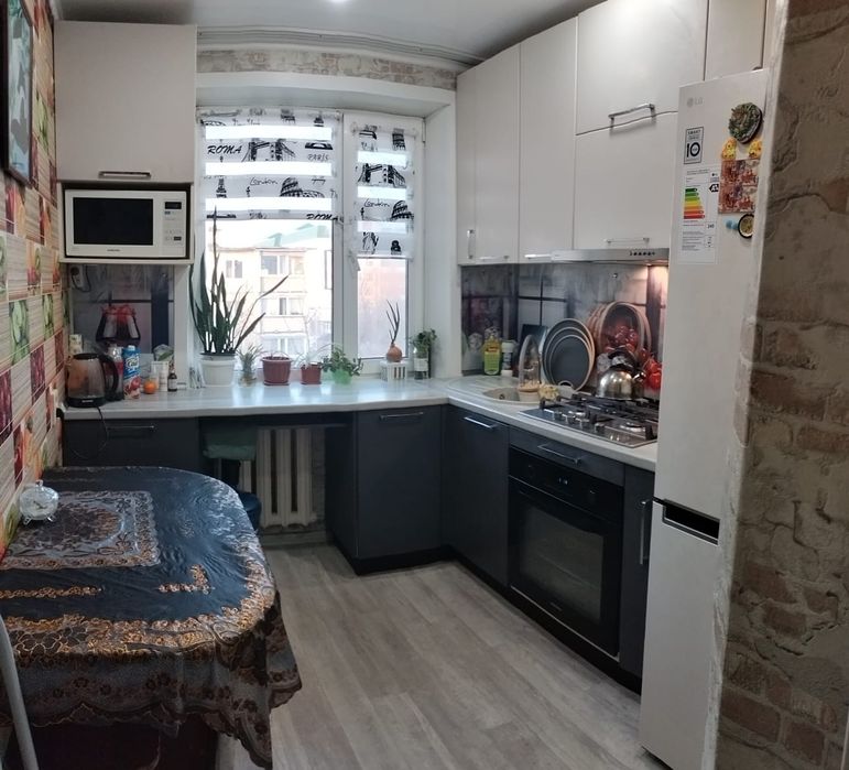 Продам квартиру в КЖБИ