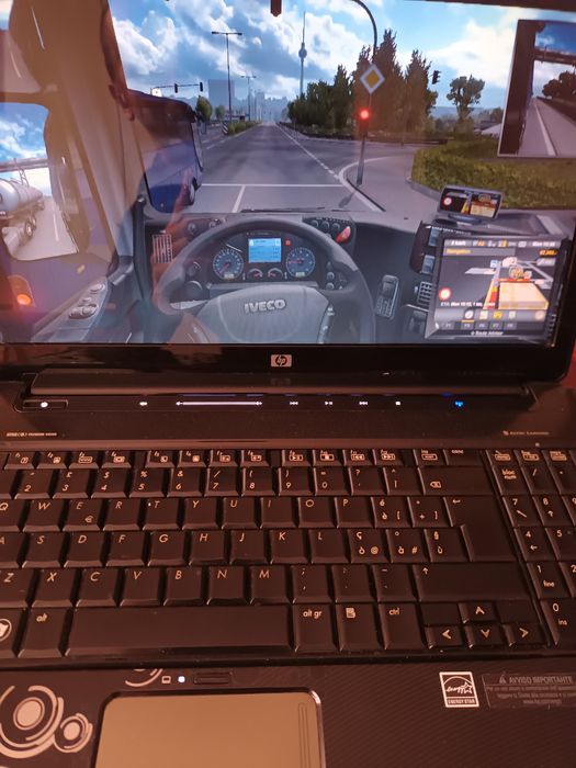 Laptop HP cu jocuri instalate ( citiți anunțul  )