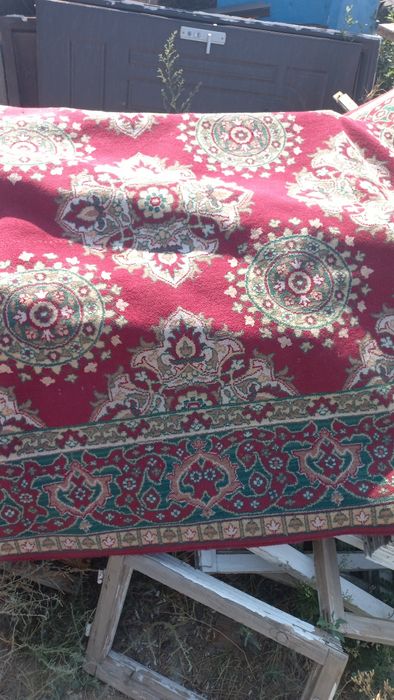 Ковры в хорошем состояний