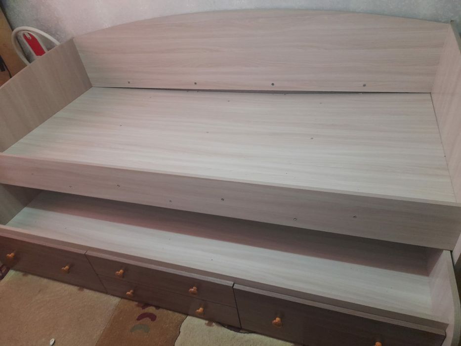 Продаётся кровать