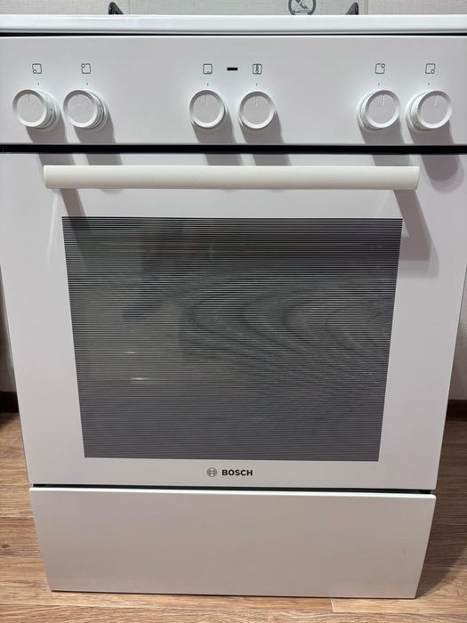 Продам газ плиту Bosch