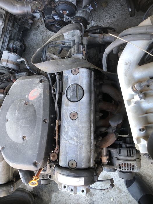 Двигатель  VW  1.6  Из Европы