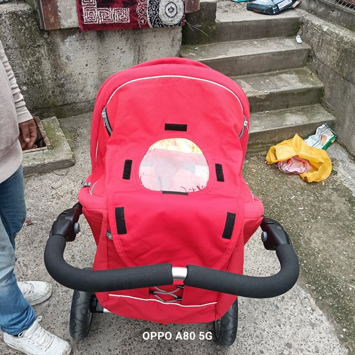 Căruț de copii foarte bun de reutilizt de vânzare