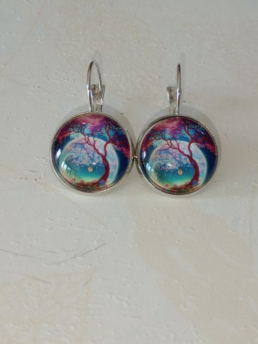 Продавам нови обеци