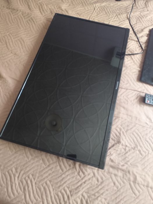 Телевизор Панасоник 32инча