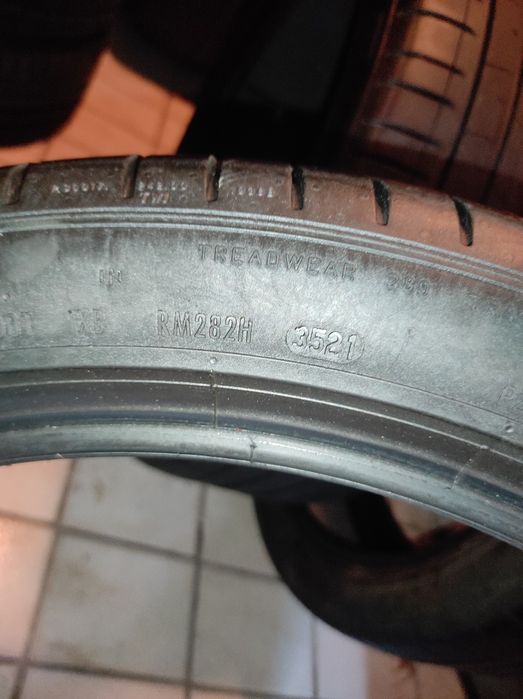 255/40/21 цола Пирели Pirelli 4бр.