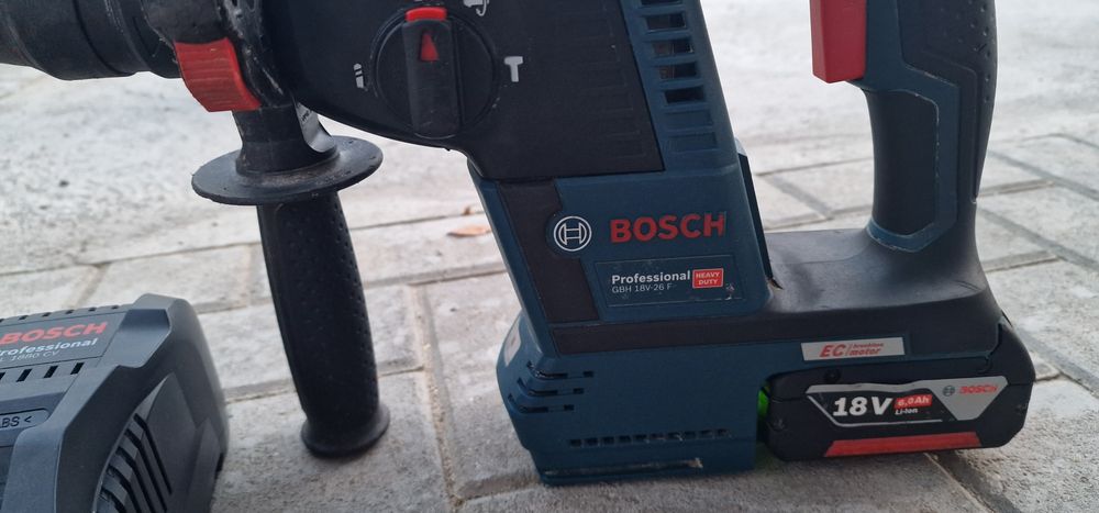 перфоратор Bosch GBH 18V -26F