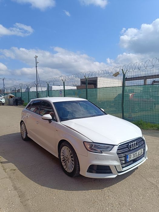 Audi A3 2018 SLine /B&O/S tronic/53000 km ușor avariat