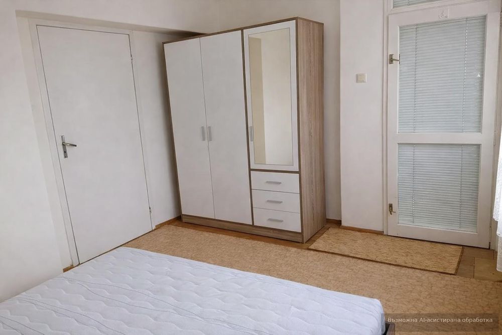 Тристаен апартамент, под наем, Център