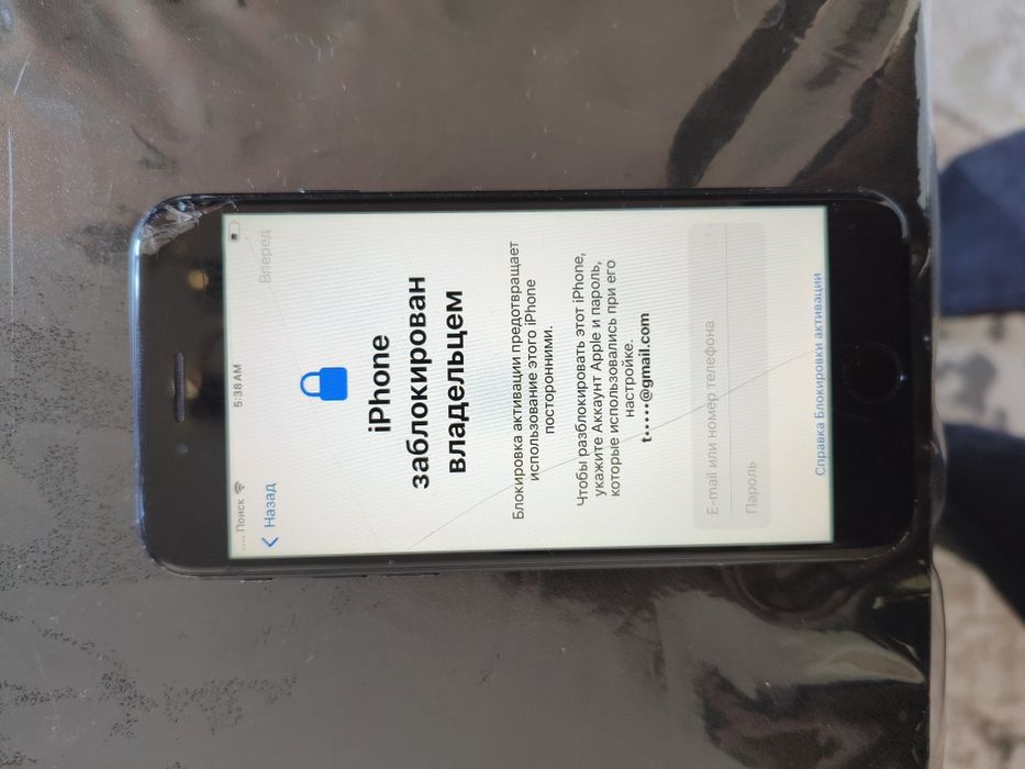 iPhone se2020 64гб