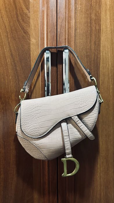 Christian Dior sumkasi
