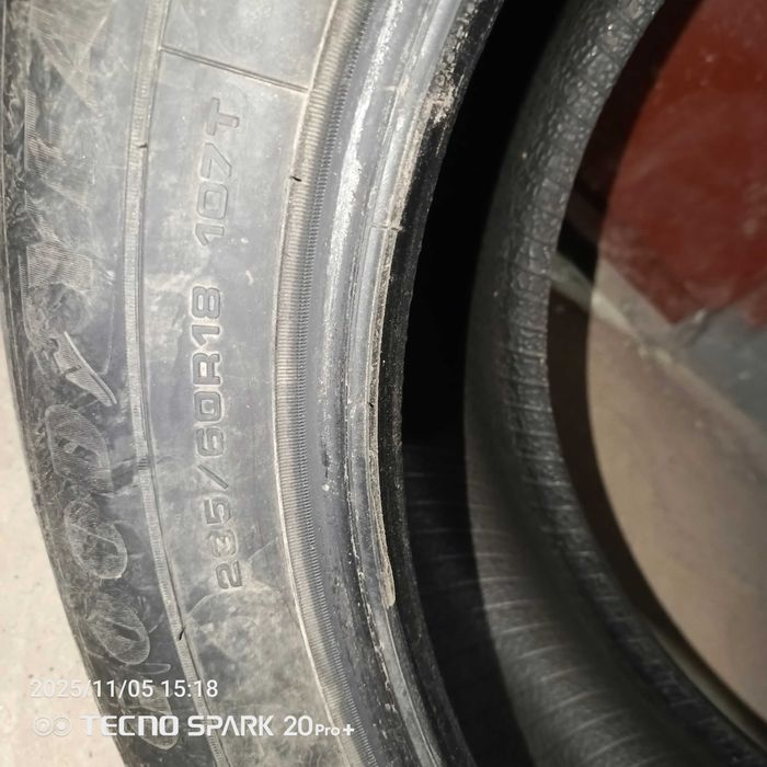 Продам резину 235/60/р18