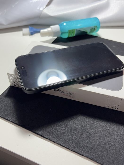 Продам iPhone 16 (базовый)