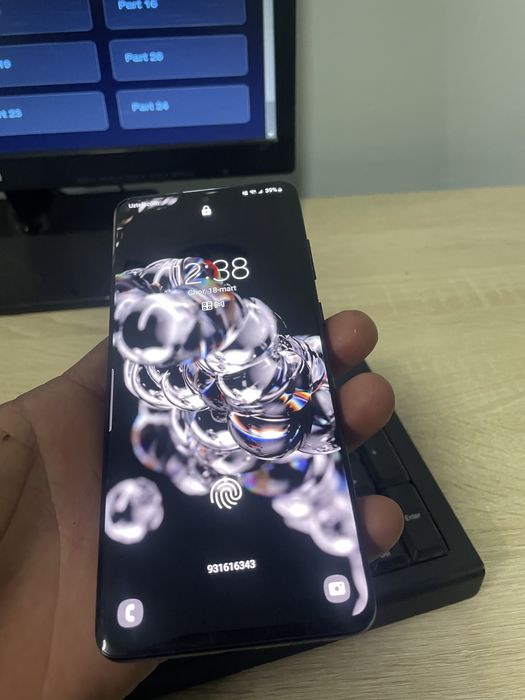 S20 plus 128/8gb srochna sotiladi ideal