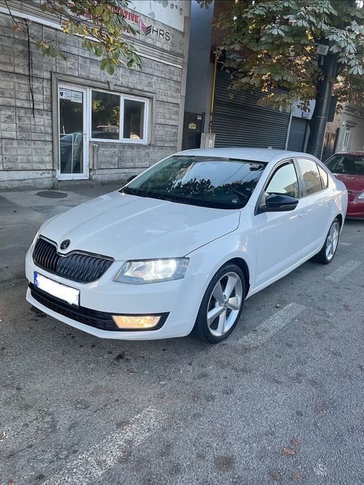 SKODA Octavia 2015 — imagine 1