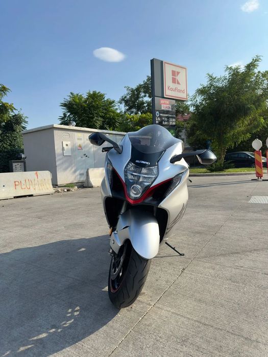 Suzuki GSX 1300R Hayabusa Stare perfecta.