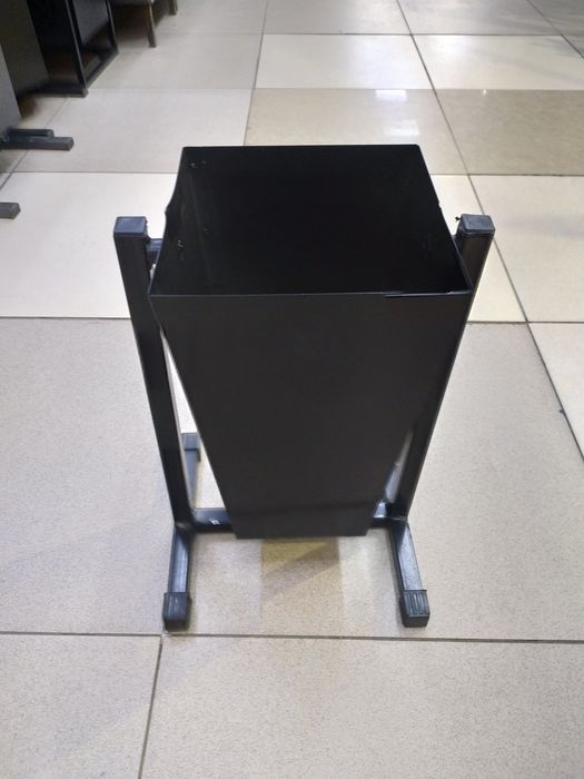 Урна металлический