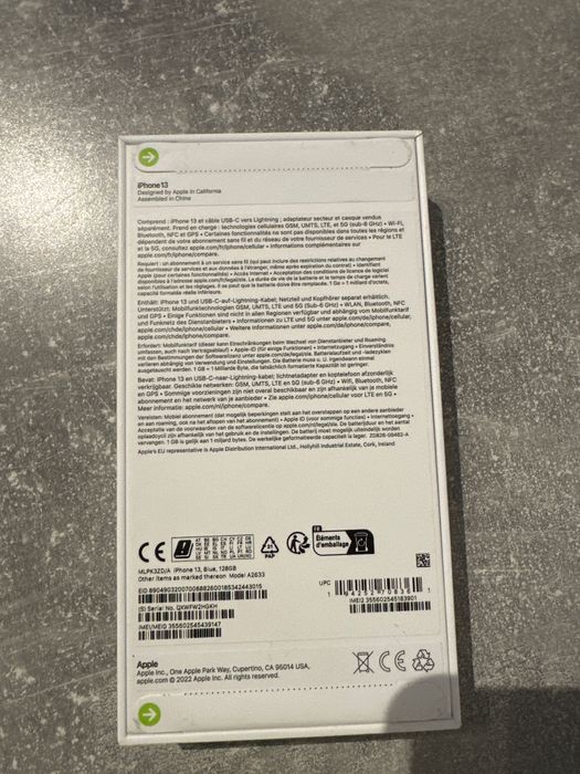 Чисто нов!!! Apple 13 цвят син!