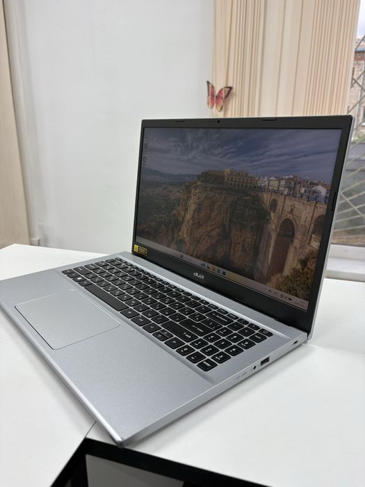 Продаю ноутбук Acer