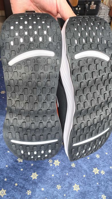 Нови Маратонки мъжки Nike, найк, номер 48.5, стелка 32см