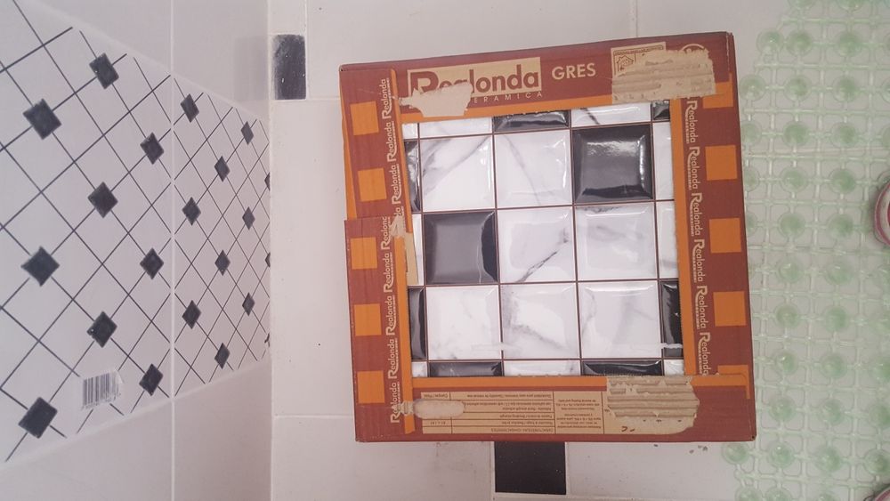 Теракот за фриз или подова настилка