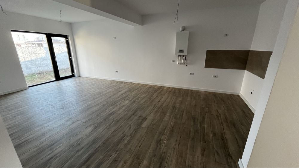 Casa parter 4 camere 105 mp Damila Capsunarie