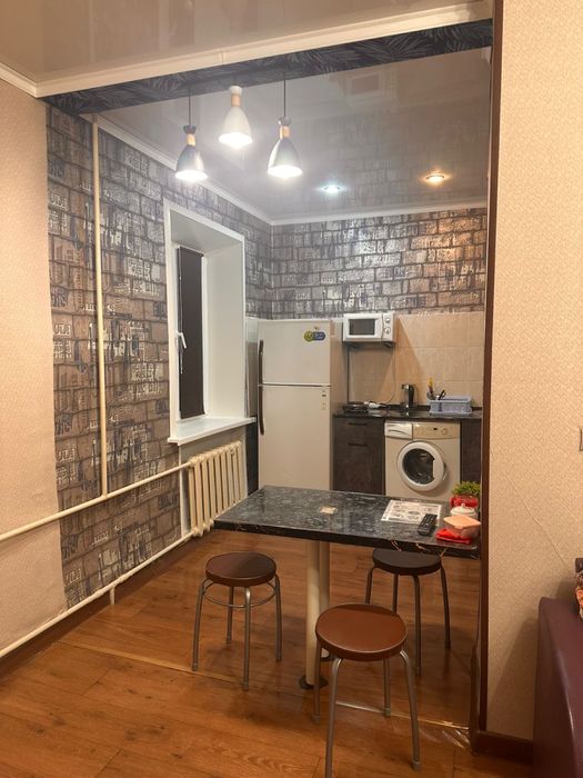 Квартира почасово , посуточно  на Бажова 40