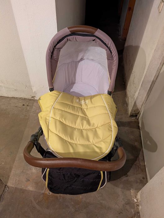 Бебешка количка Zippy Orbit 3 в 1 с кош за новородено, летен кош и столче за кола