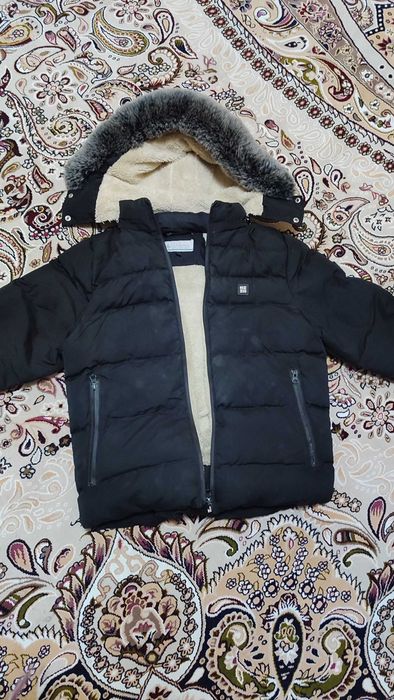 Продам куртку на мальчика. Турция