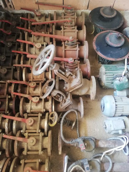 Спирателни кранове