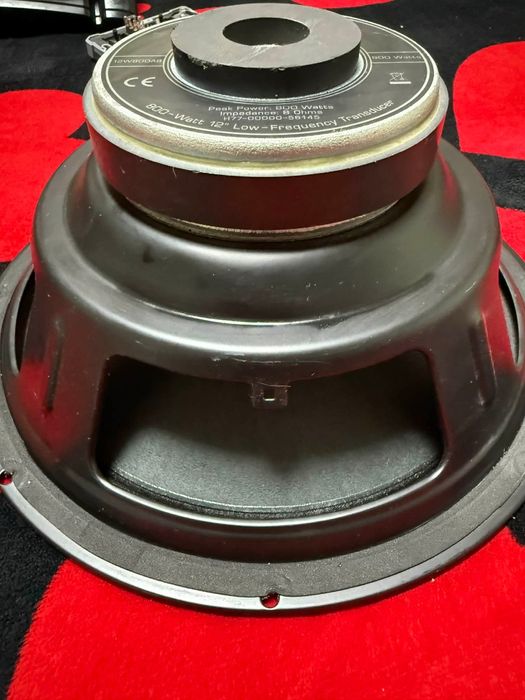 Beringer 12 incha i visoki