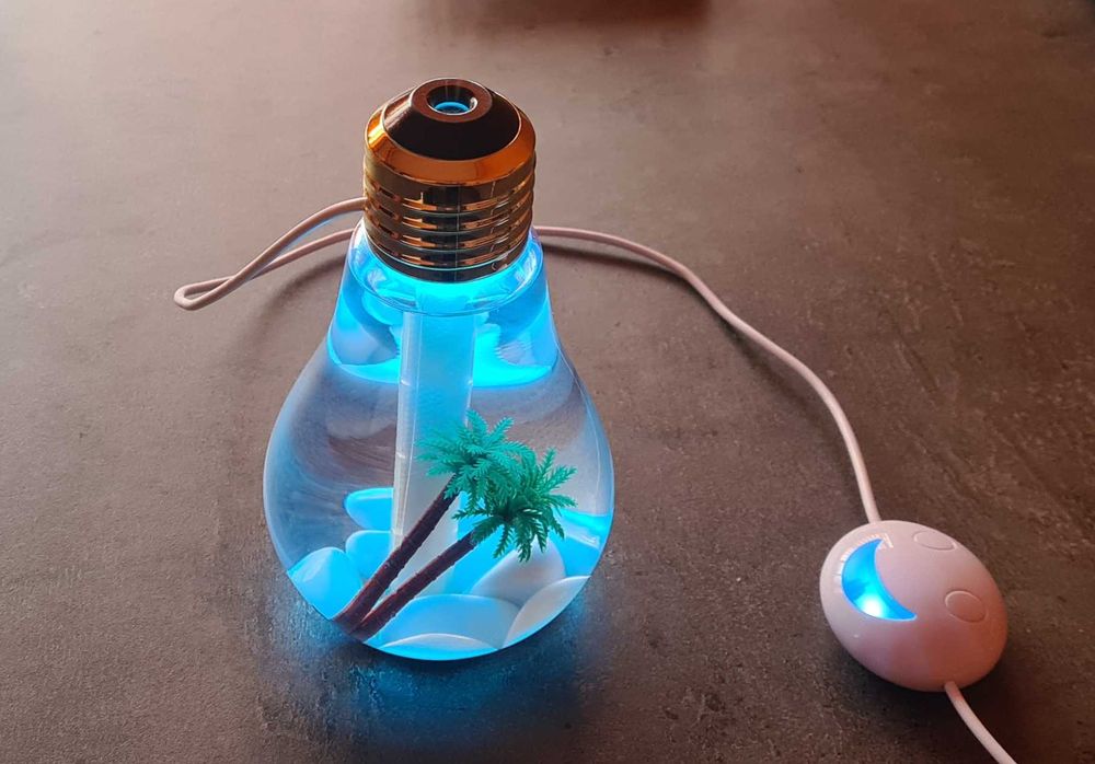 Purificator aer cu lumini