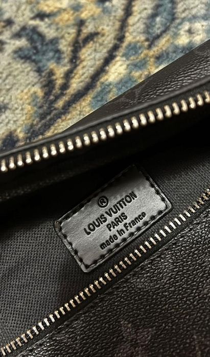 Бананка Louis Vuitton