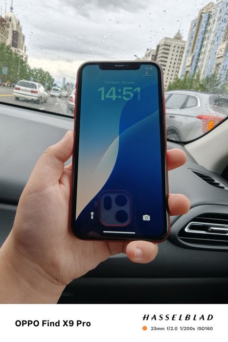 iPhone 11 с коробкой