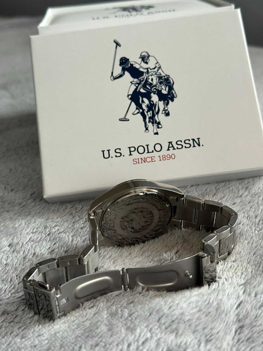 (ОРИГИНАЛЕН) U.S. Polo Assn. часовник !!!