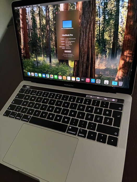 Vand laptop Macbook Pro 15" Intel Core i7 2018 si 13" Intel Core i5 2019(se pot vinde la bucata)