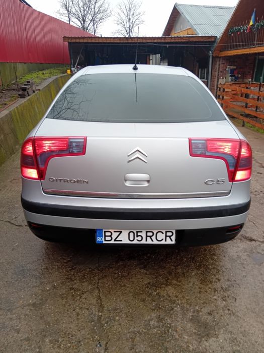 Vând schimb citroen c5 1.8 benzina/2005 /119000km