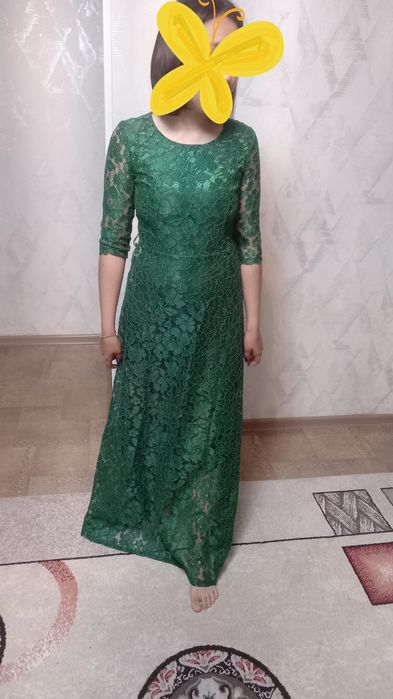 Продаю женские платья