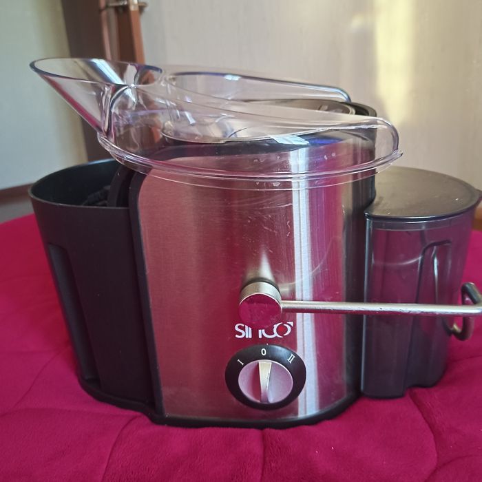 Продам соковыжималку