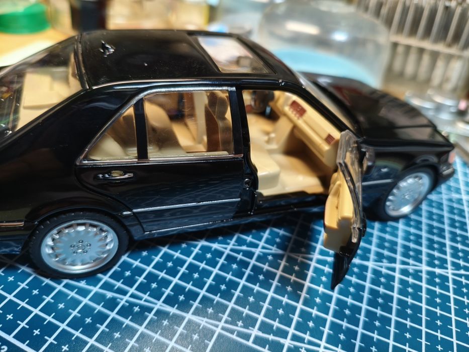 Модель Мерседес 1:24