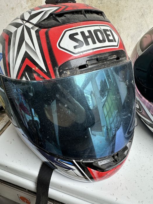 Продавам мъжка каска