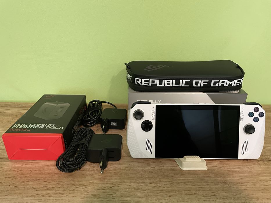 ASUS ROG Ally Z1 Extreme + Dock original + Husă