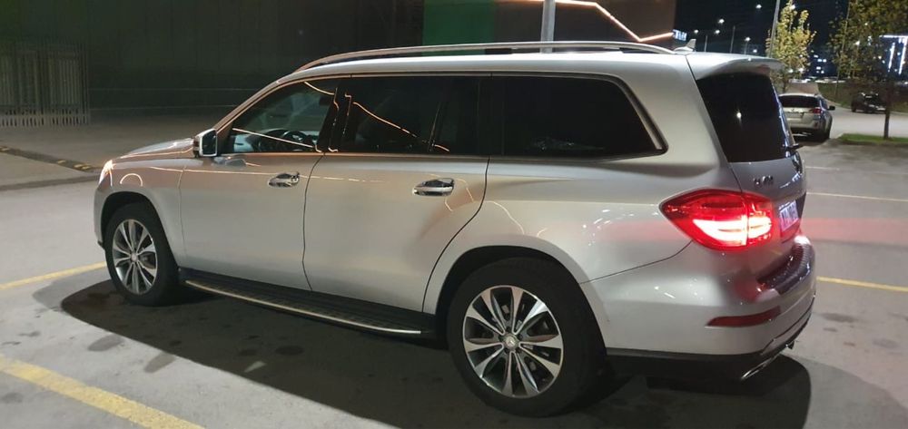 Mercedes-Benz GL 470