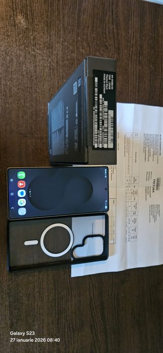 Vand / Schimb Samsung S 25 Ultra Titanium Black 256 Gb 12 Gb   ca nou