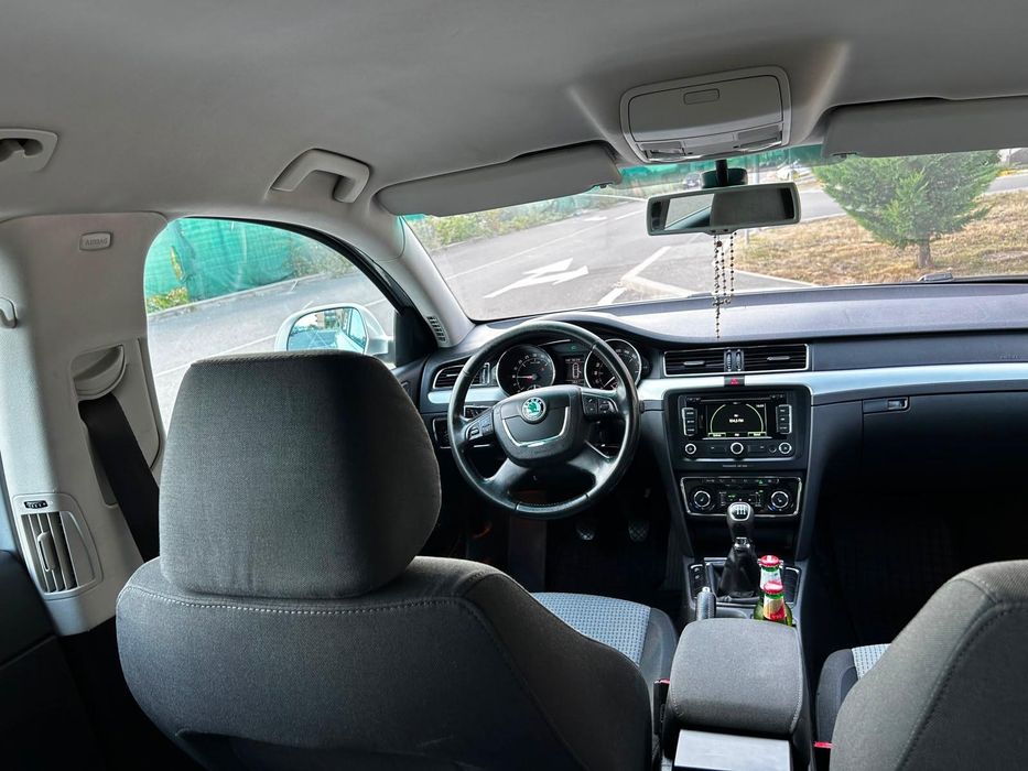 Vând Skoda Superb 2 combi