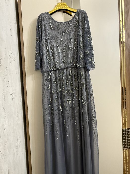 Шикарное вечернее платье