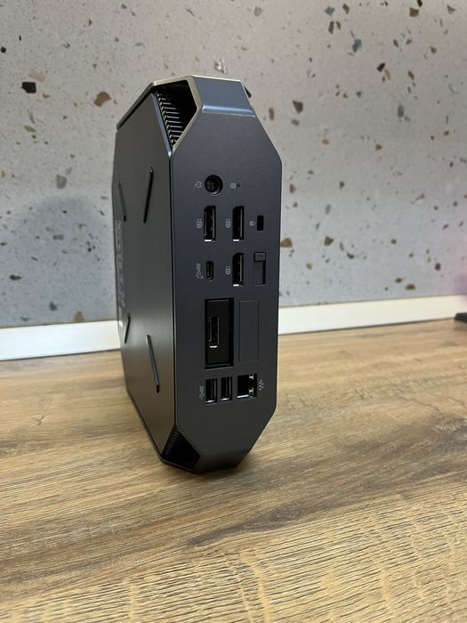 Calculator HP Z2 G4  Workstation – i7/ 16GB RAM / NVIDIA Quadro P1000