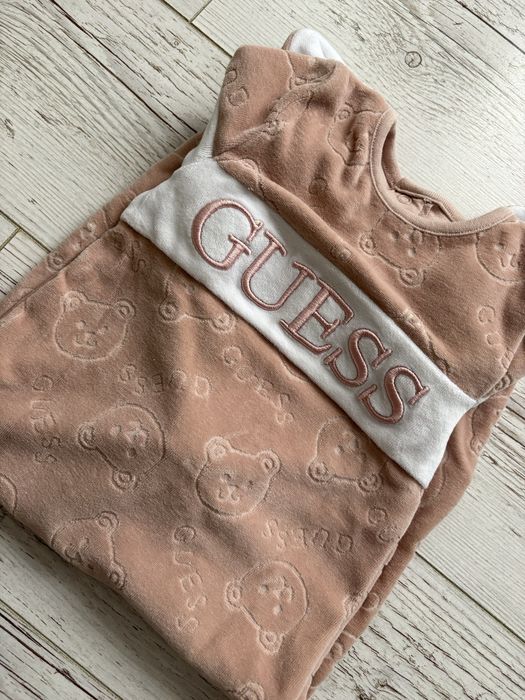 Бебешки дрехи Guess